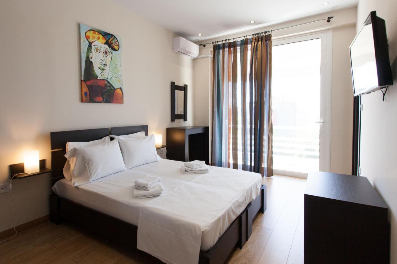 Modern Apt In Glyfada A Breath Away From The Sea - The View Athen Eksteriør billede