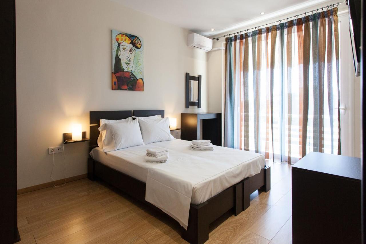 Modern Apt In Glyfada A Breath Away From The Sea - The View Athen Eksteriør billede