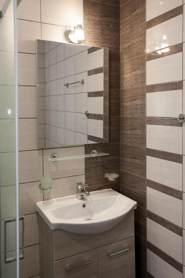 Modern Apt In Glyfada A Breath Away From The Sea - The View Athen Eksteriør billede