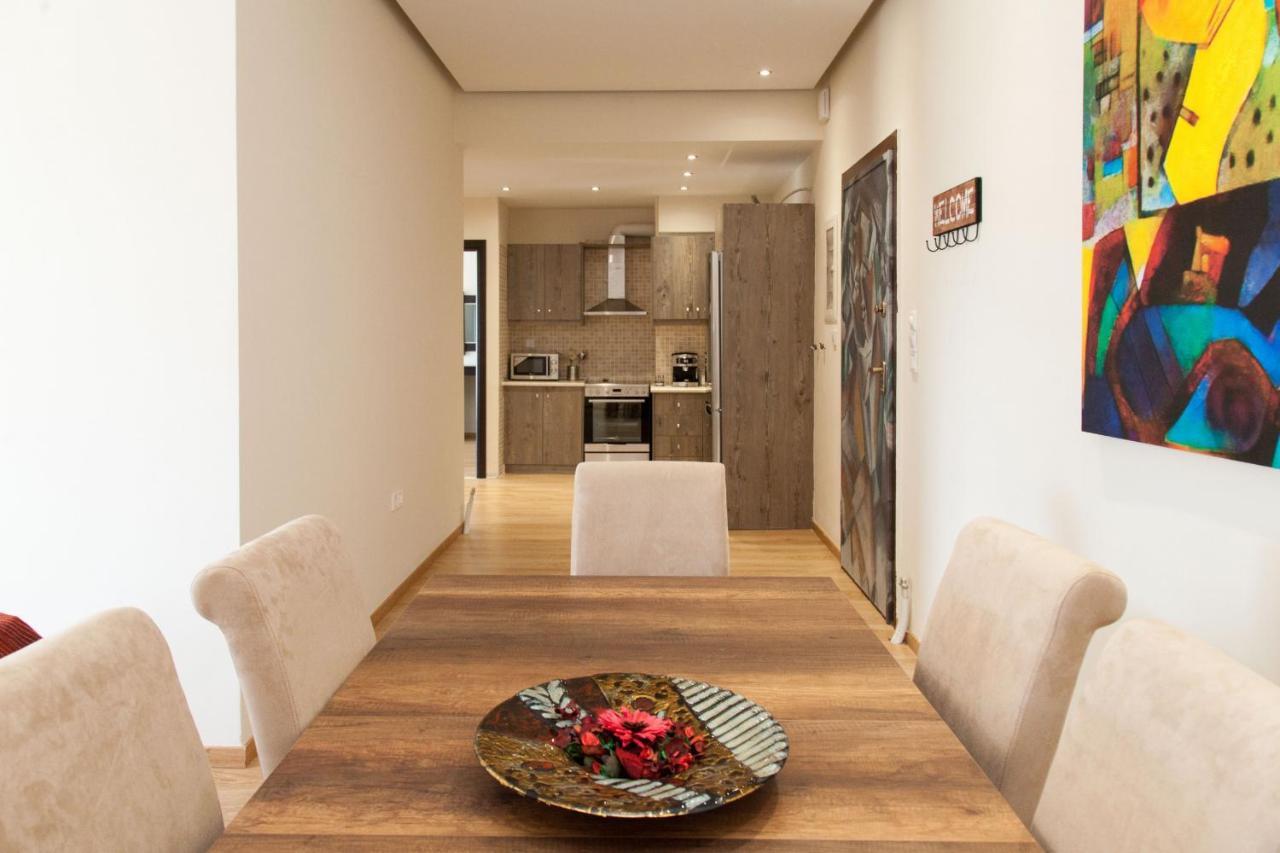 Modern Apt In Glyfada A Breath Away From The Sea - The View Athen Eksteriør billede